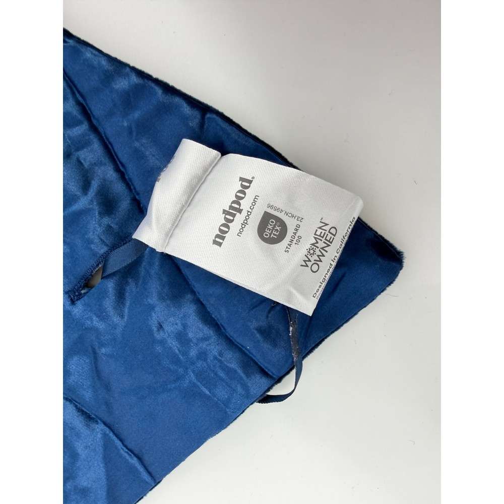 Nodpod Silk Weighted Eye Mask Sapphire Blue Mulberry Silk Velvet Sleep Mask - Picture 5 of 13